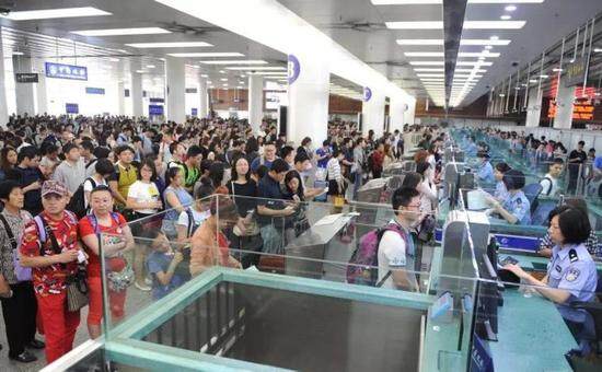 长沙到香港高铁要多久？票价多少？要办港澳通行证吗？