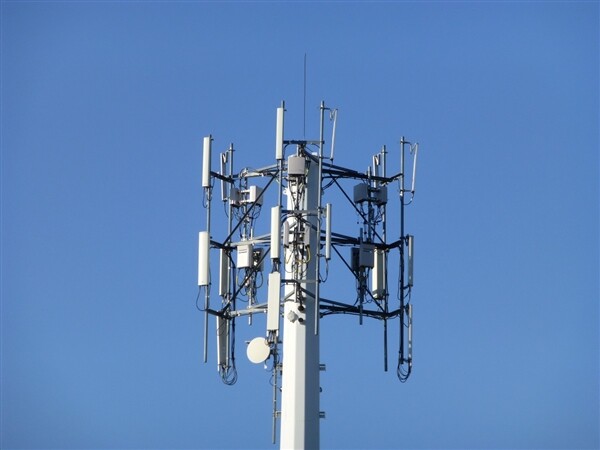 三大运营商开通5G基站 实测5G速度到底有多快？