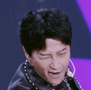 去油吧哥哥梗介绍